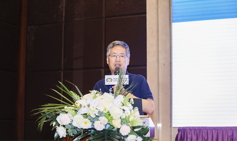 廣東工業(yè)大學(xué)材料與能源學(xué)院教授黃少銘 廣東工業(yè)大學(xué)材料與能源學(xué)院教授黃少銘